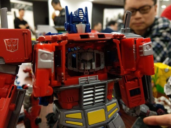 More In Hand Power Of The Primes Images From Hong Kong Fan Meetup  (31 of 66)